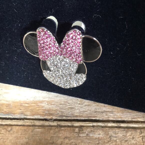 New Swarovski Mickey and Minnie Lapel Pins - Picture 5 of 10